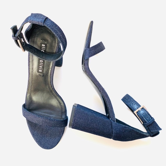 Alice + Olivia Sandal - Picture 4 of 8